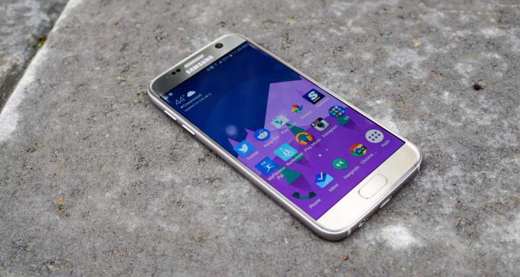 طلبات هاتفي جالكسي أس 7 Galaxy S تصل إلى أرقام قياسية