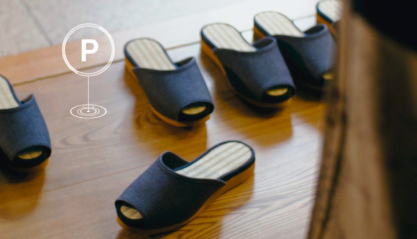 أحذية و طاولات ترتب نفسها بنفسها في فنادق اليابان