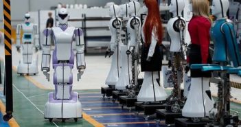 بحلول 2025 “الروبوتات” ستقضي على نصف الوظائف