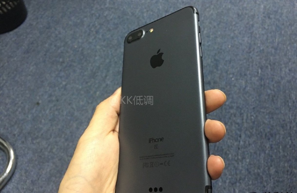 تسريب صور واضحة للأيفون 7 باللون الأسود iPhone 7 (صور)